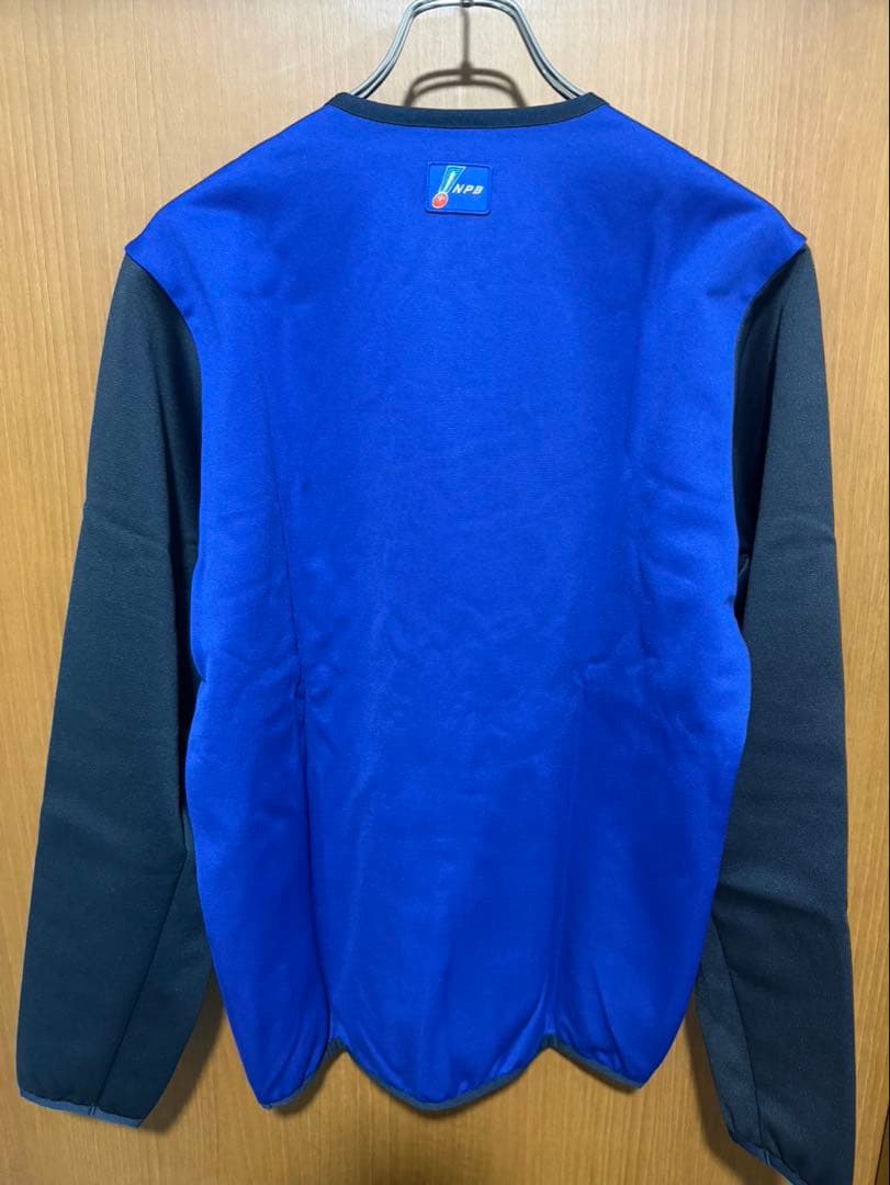 横浜DeNAベイスターズ　オーセンティックプルオーバー