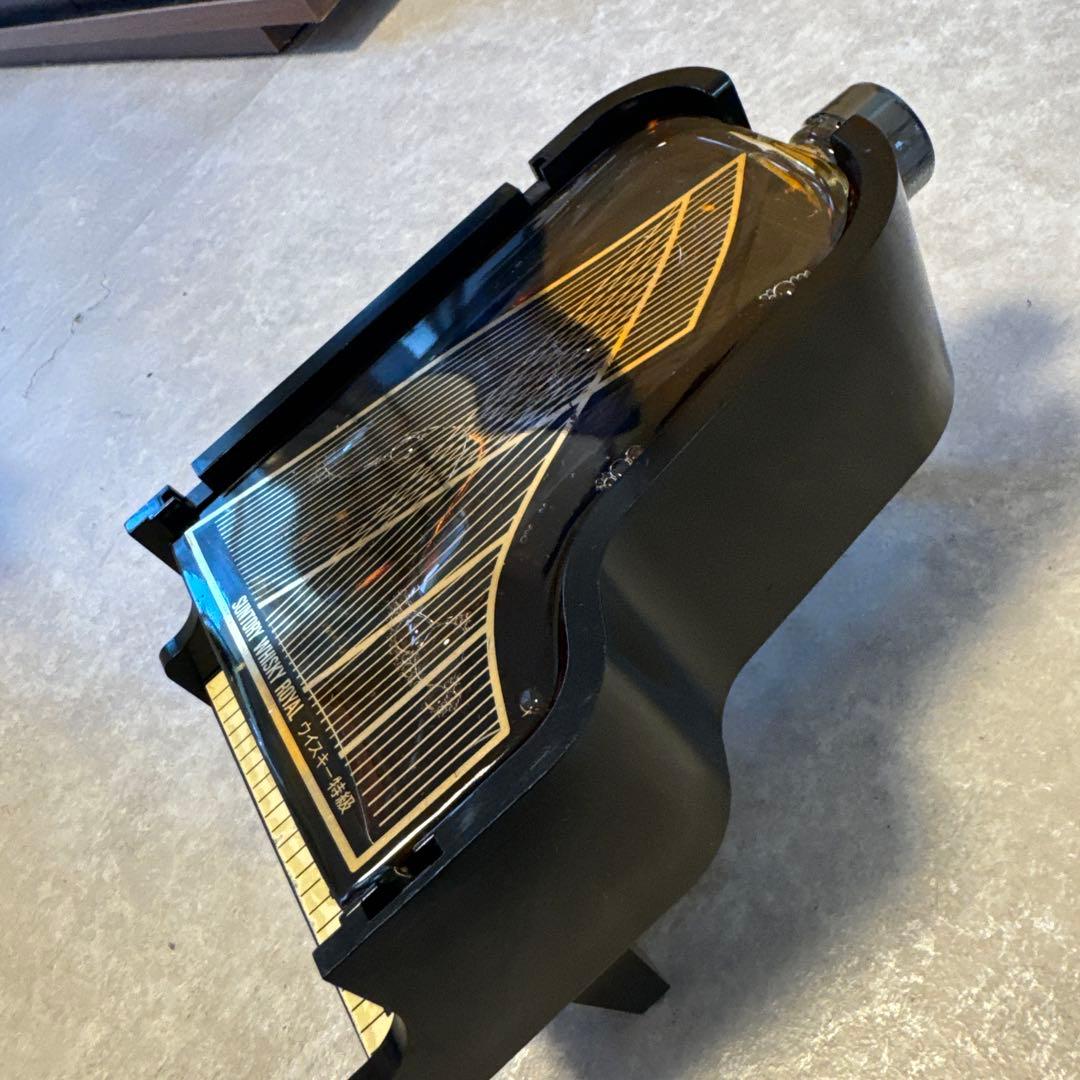 サントリー　ウイスキー　ピアノ型　SUNTORY WHISKY 