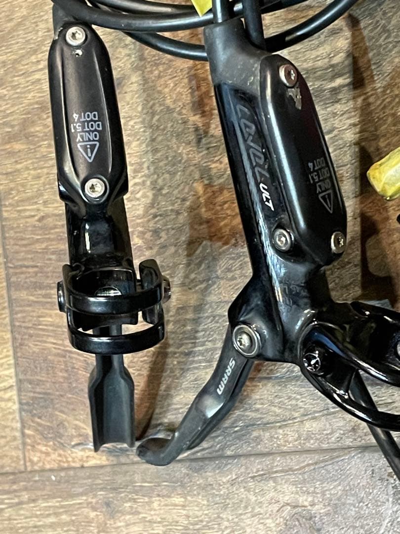 SRAM Level ultimate ブレーキレバーキャリパー前後セット￼
