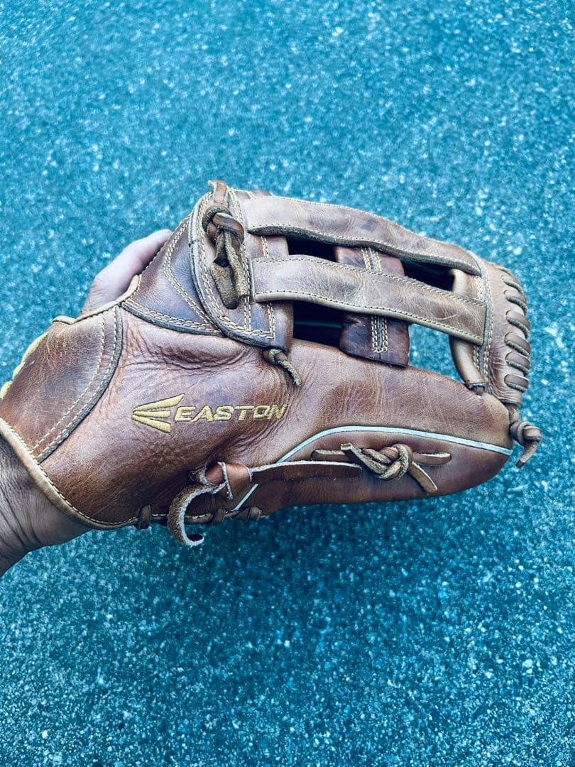 イーストン軟式外野グローブ