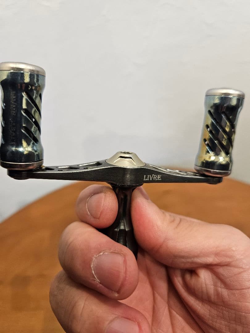 LIVRE アベントゥーラ80 リブレ　ダブルハンドル　S2　シマノ用