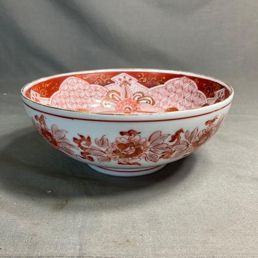 【九谷飯田屋】九谷焼の伝統　日本名窯　角福印　九谷飯田屋　四方割地紋山水見込　鉢