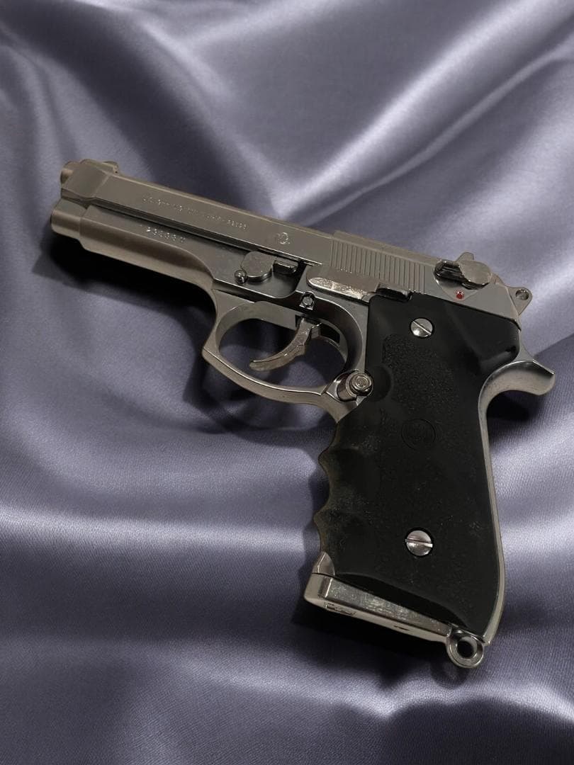 ●東京マルイ ●M92F ●クロームステンレスモデル ガスブローバック