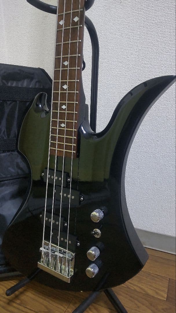 モッキンベース♪