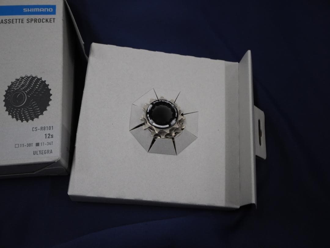 未使用 シマノ アルテグラ　R8101 11-34 スプロケ　１２速