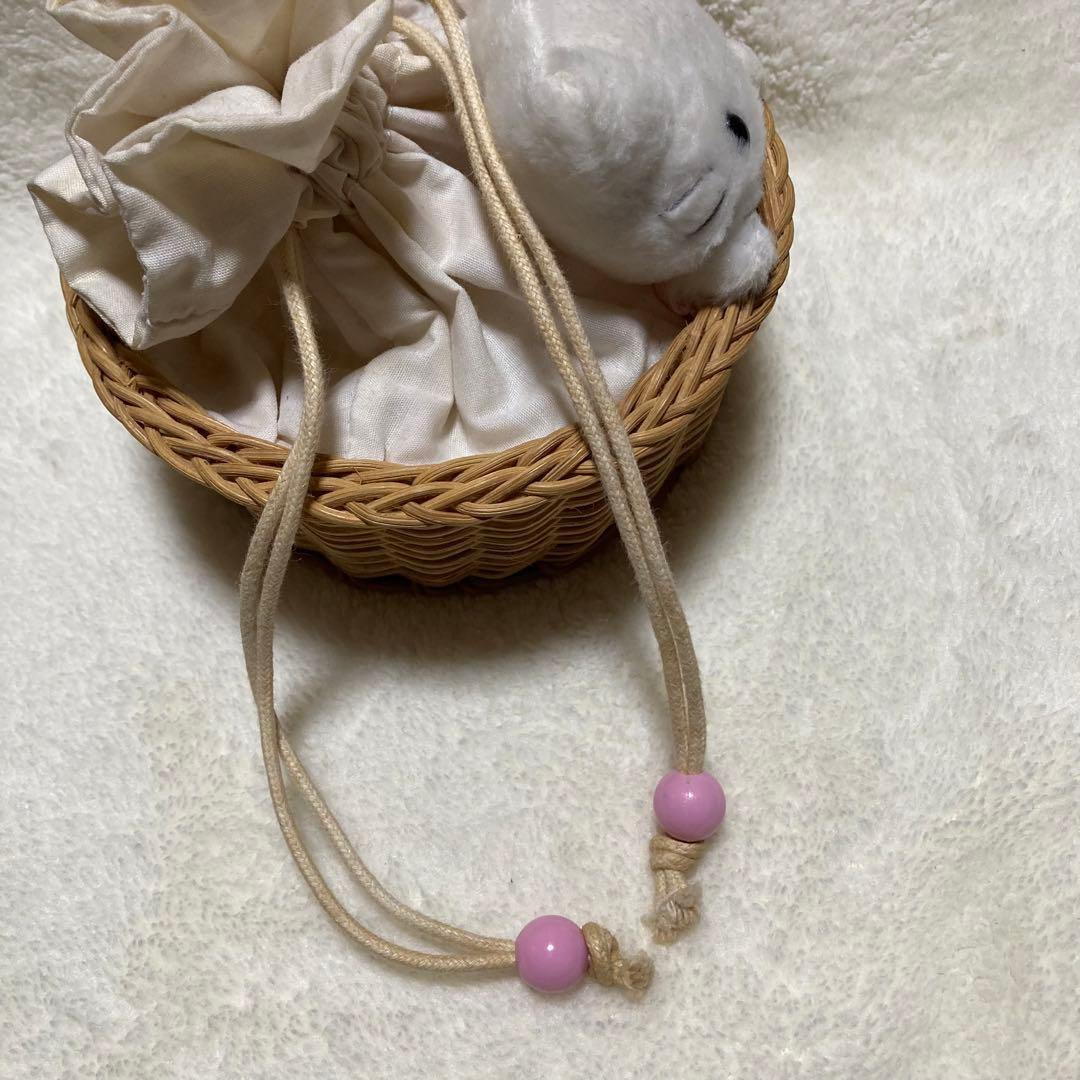 サンリオ　ハローキティ　vivitix マスコット付き　巾着　小物入れ　カゴ