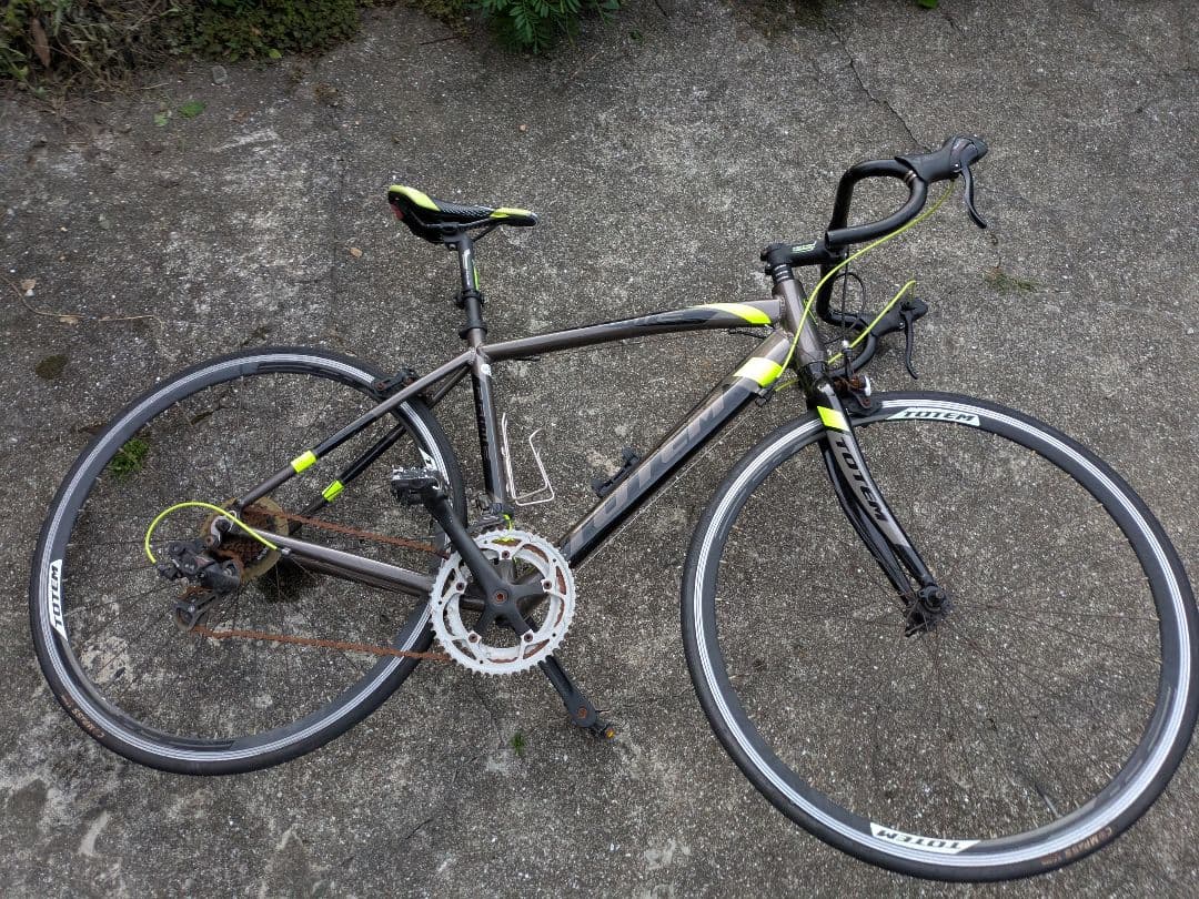 TOTEM ロードバイク グレー/イエロー アルミ製