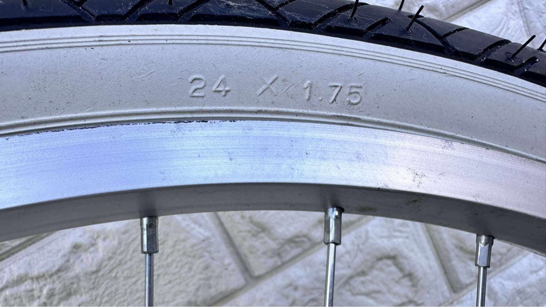 新品未使用品　ミヤタ　サイクル　FLAMINGO 一輪車 24インチ