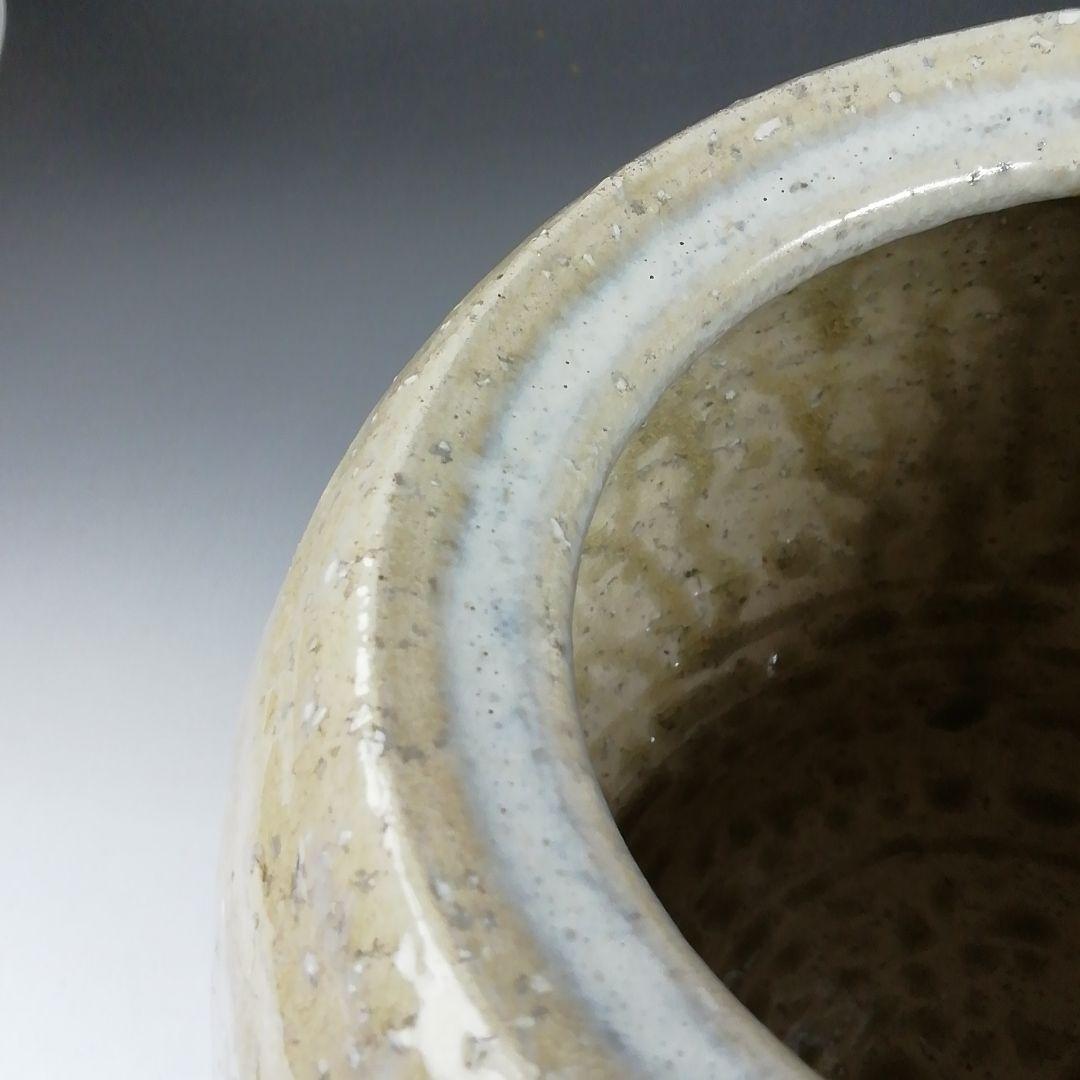 Ｔ６７９　水指　『萩焼』『大和保男 作』　共箱　茶道具