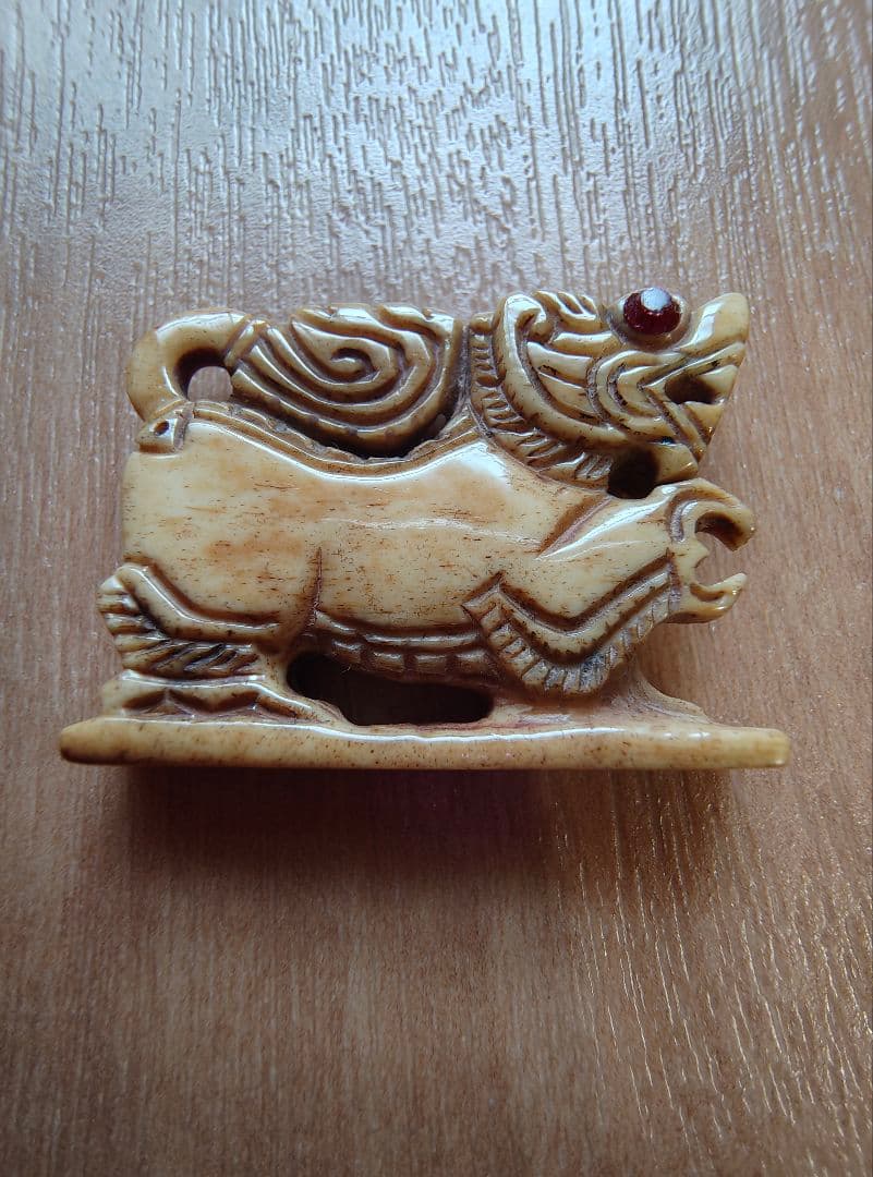 タイのお守りプラクルアン！タイの獅子シン！魔除け効果！鑑定カード付！