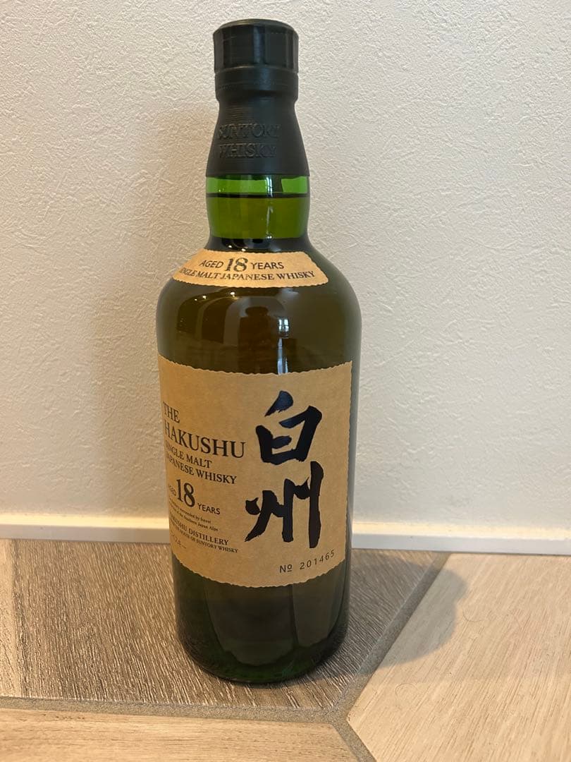 サントリー　白州18年シングルモルトウイスキー700ml 未開封
