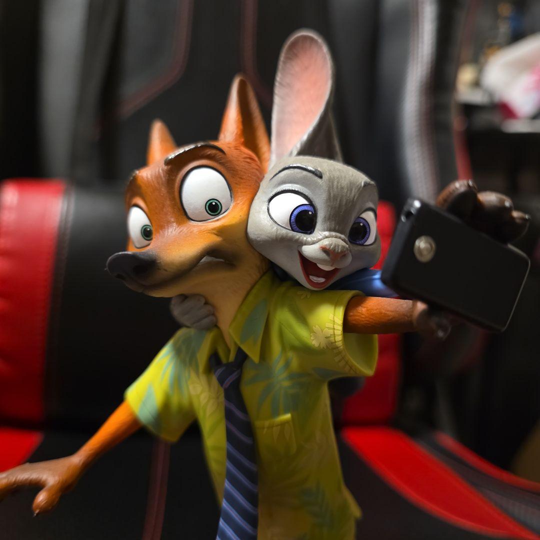 美品 Happyくじ A賞 ニック ジュディ セルフィーフィギュア ズートピア