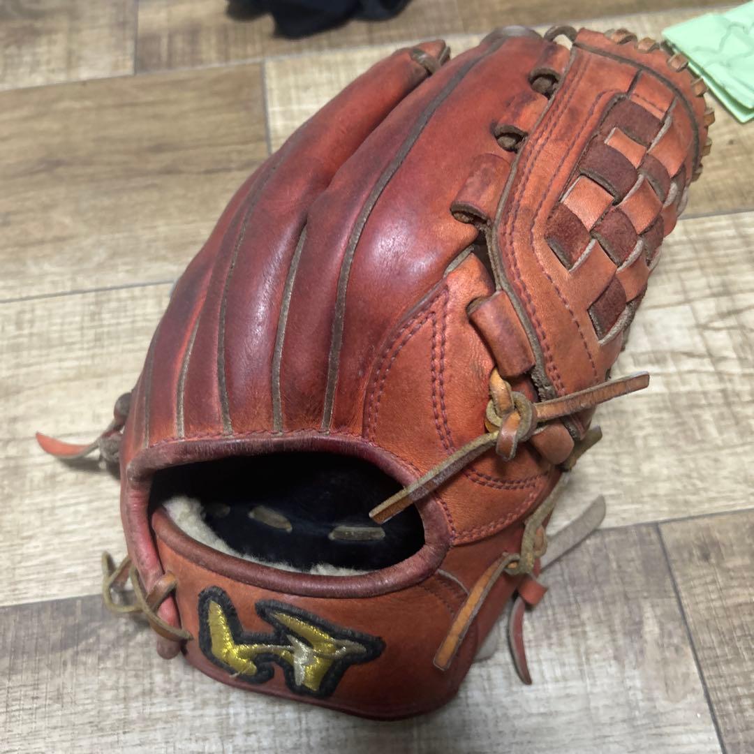茶色 硬式グローブ 編み込みデザイン