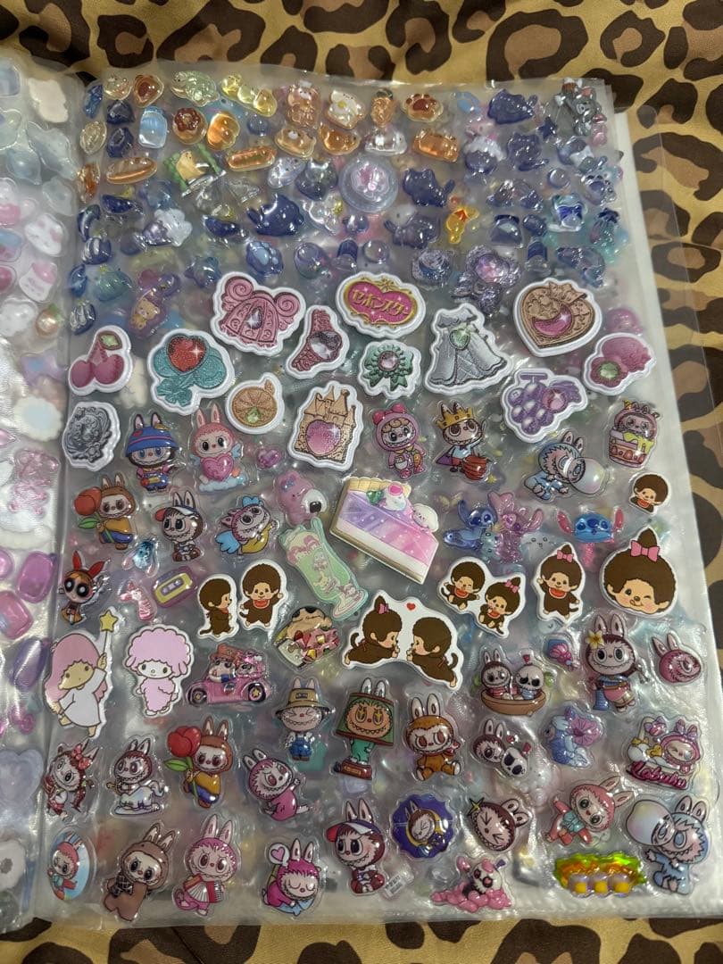 A4サイズシール帳 9P サンリオ ナカムラくん 日焼けキティ等 レアモノ多数