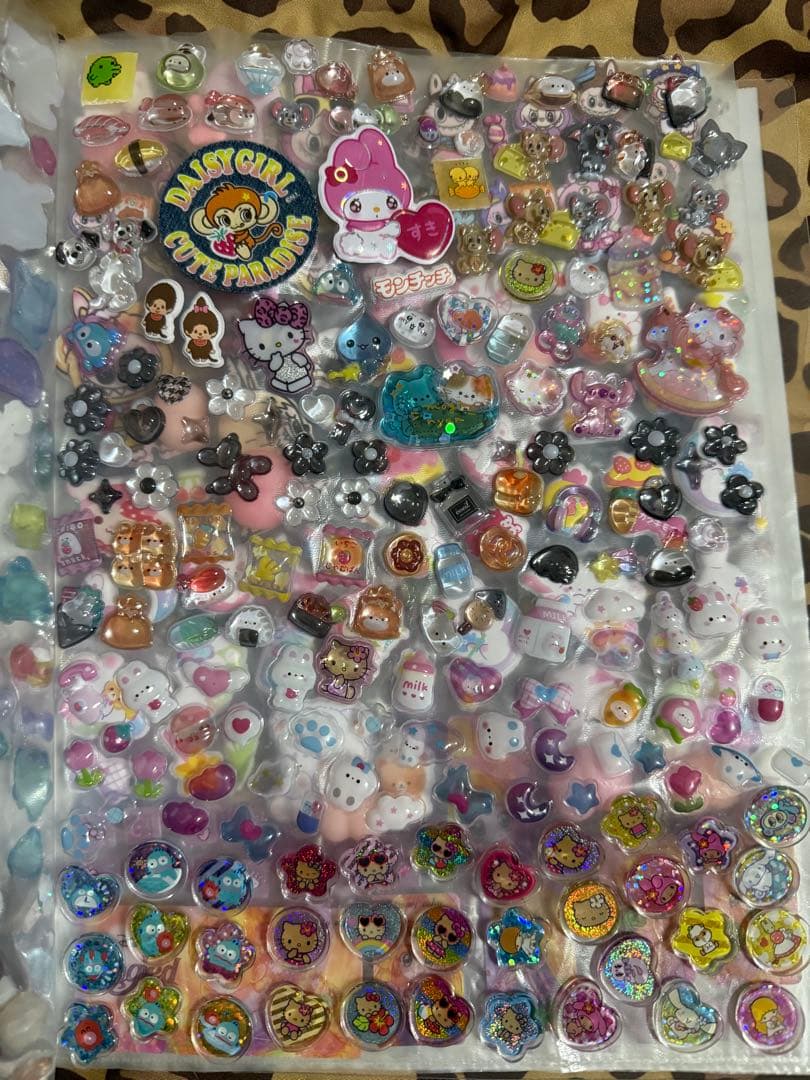 A4サイズシール帳 9P サンリオ ナカムラくん 日焼けキティ等 レアモノ多数