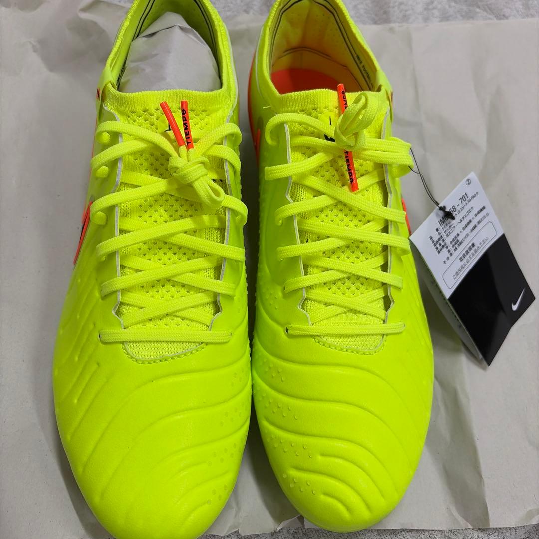 NIKE ティエンポSG