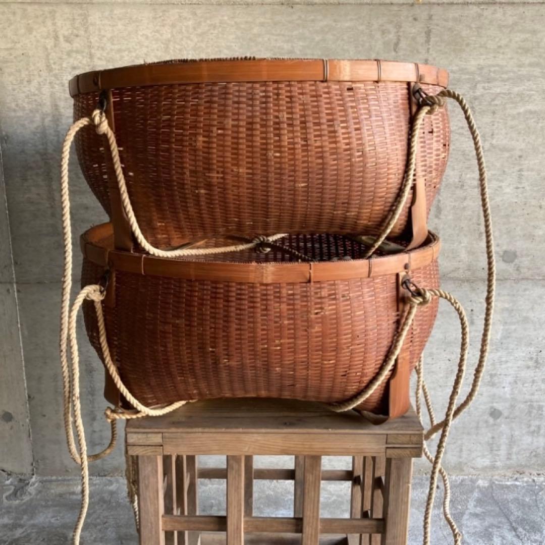 古い大きな竹籠 かご バスケット 大型 竹細工 鉄金具 2点 古道具 レトロ