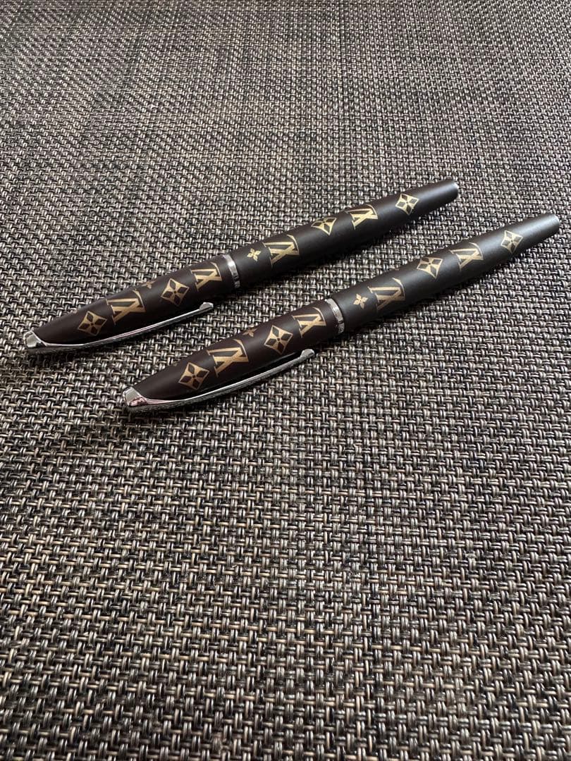 Louis Vuitton ルイヴィトンボールペン 2本セット