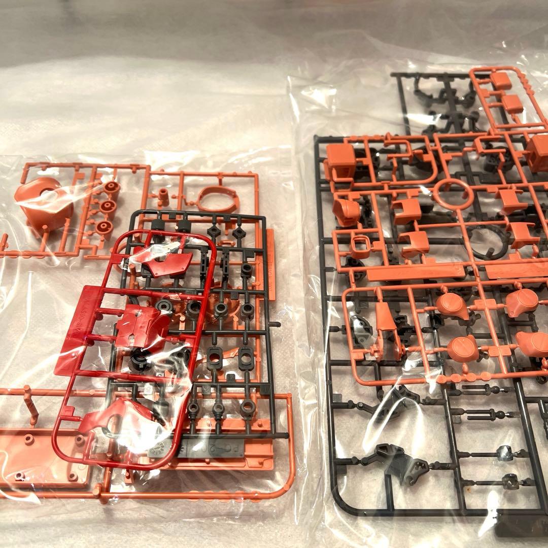 【新品未使用】BANDAI 機動戦士ガンダムZAKUⅡ プラモデル