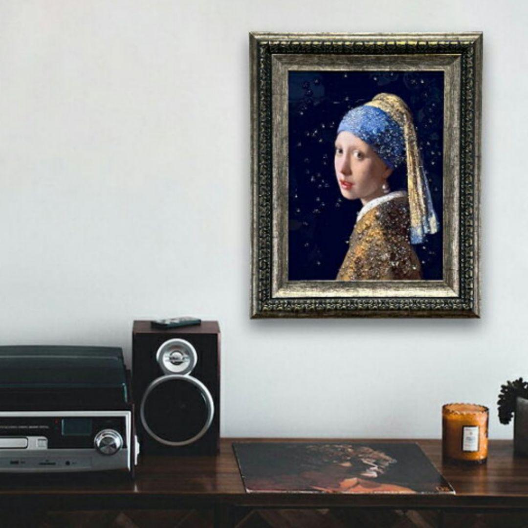 輸入雑貨　天然石　『真珠の耳飾りの少女』クリスタルアート』　水晶絵　宝石アート