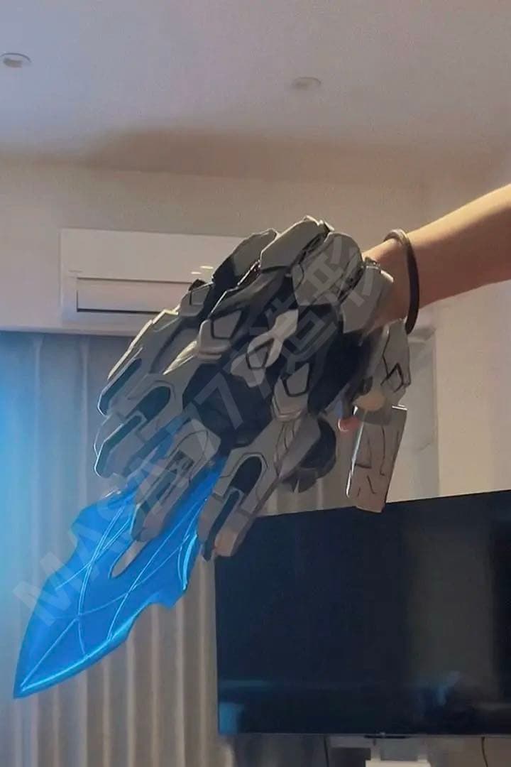 テガソード1/1銀色ver. ゴジュウジャー　レプリカ