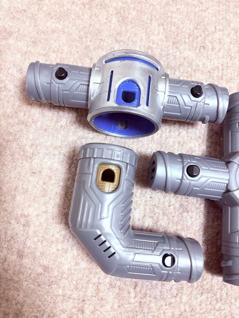 注目品！スターウォーズ ライトセーバーセットジェダイマスター 組み立て自由