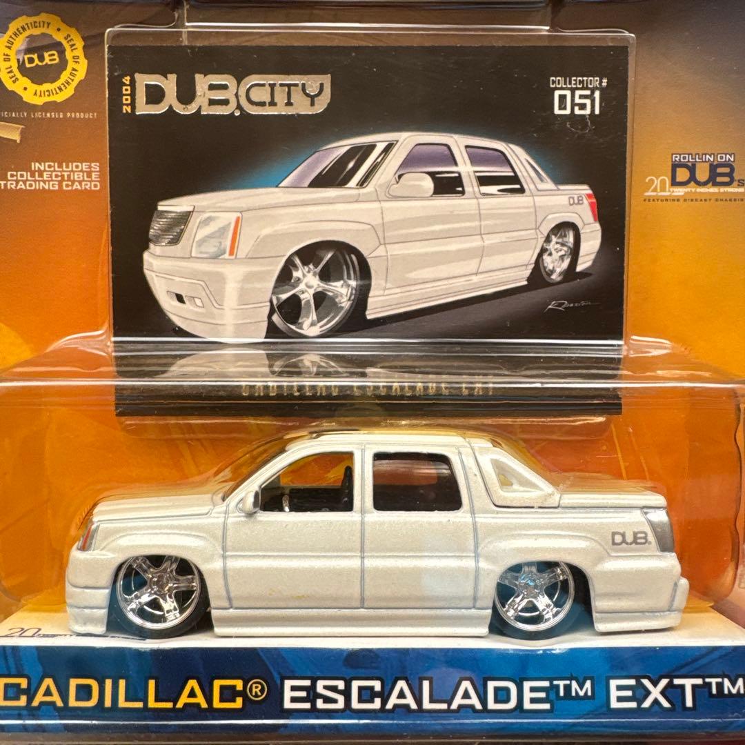 CADILLAC ESCALADE EXT DUB ミニカー