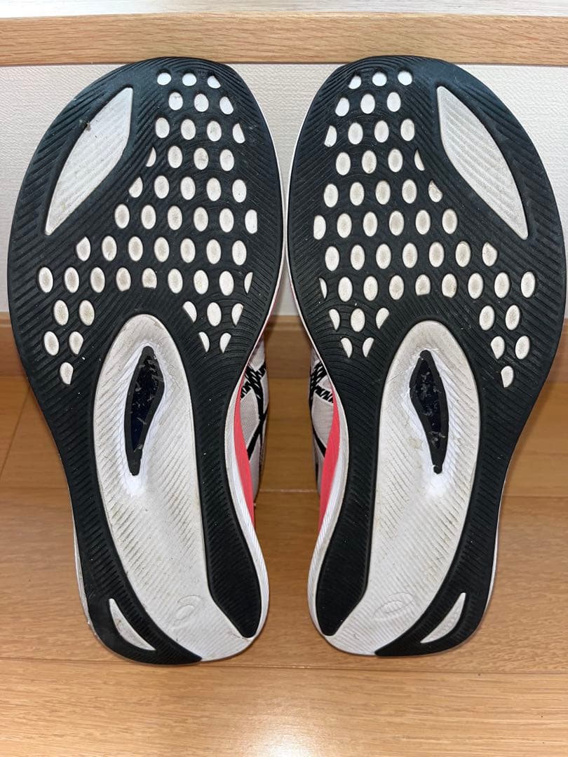 アシックス　マジックスピード3 26㌢