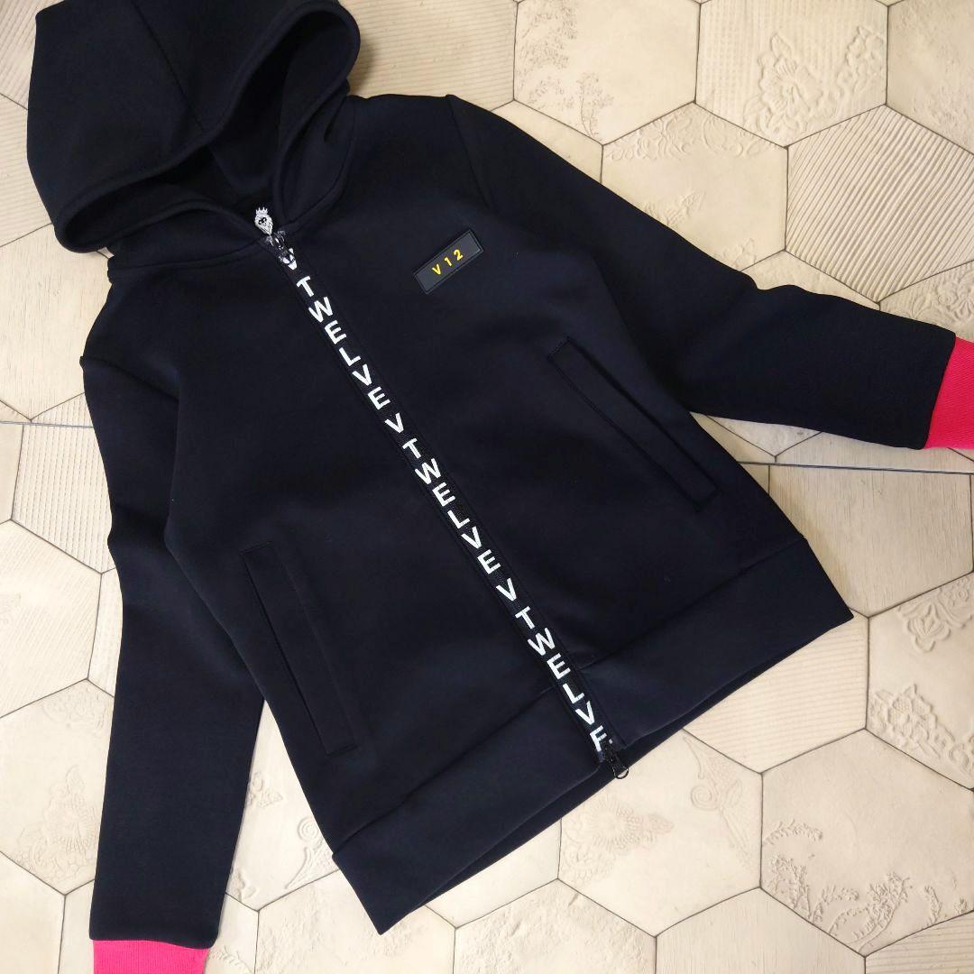 極美品 V12 GOLF ダンボールニットパーカー マルチロゴ ピンク