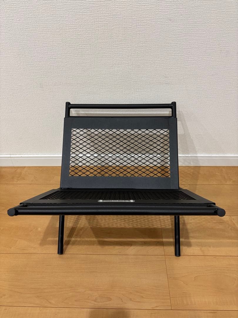 おたろ!【新品・未使用】クイックキャンプ アイアン薪ラック黒