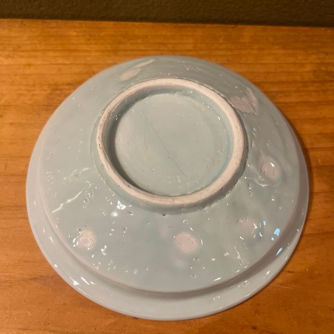 加藤静允　　白磁縁彫5寸皿　ふたりうさぎ　5客