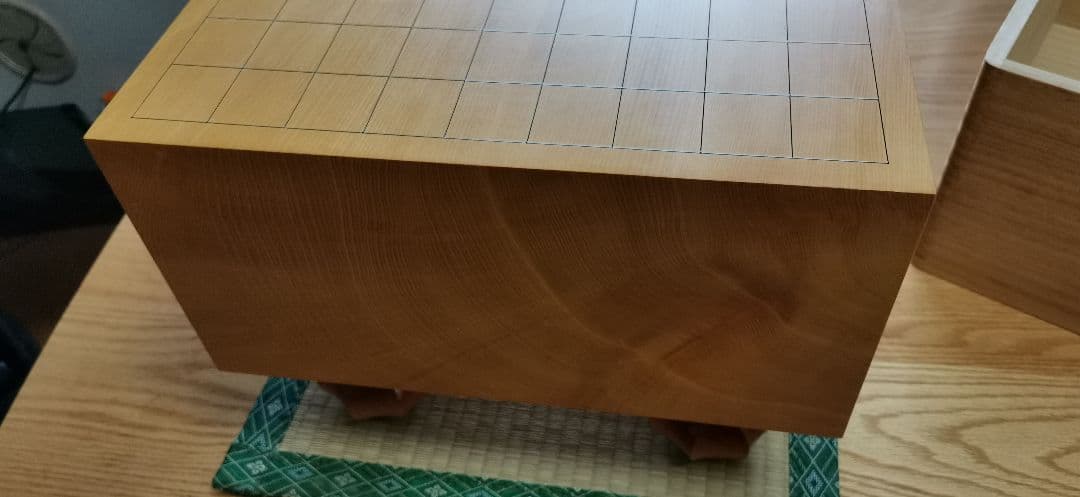 本榧脚付将棋盤　５寸６分