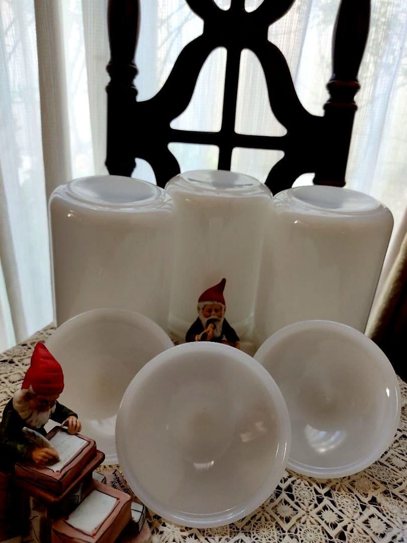 キャニスター　ガラス瓶　ミルクガラス　すりガラス　エッチング