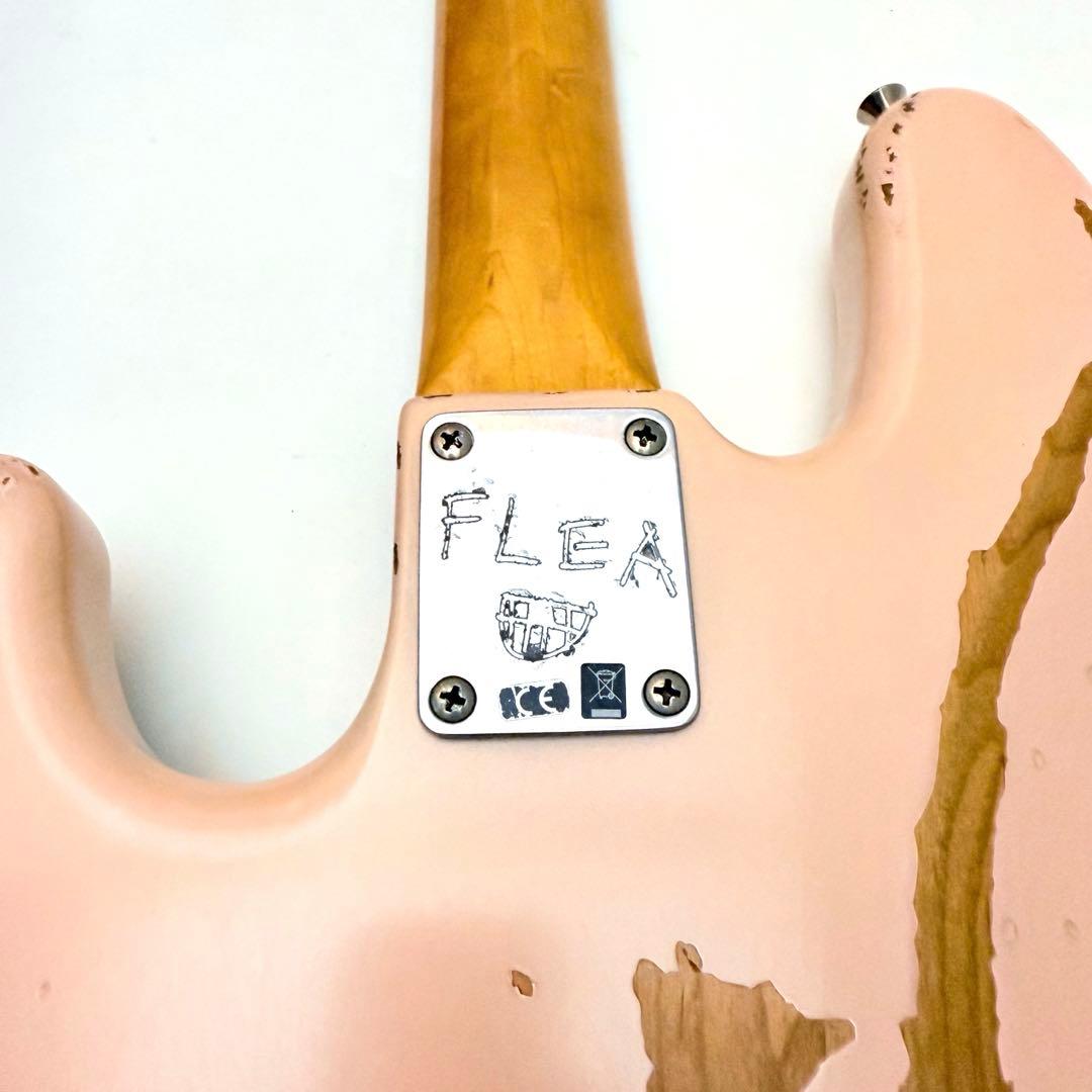【美品】Fender Flea Jazz Bass エレキベース