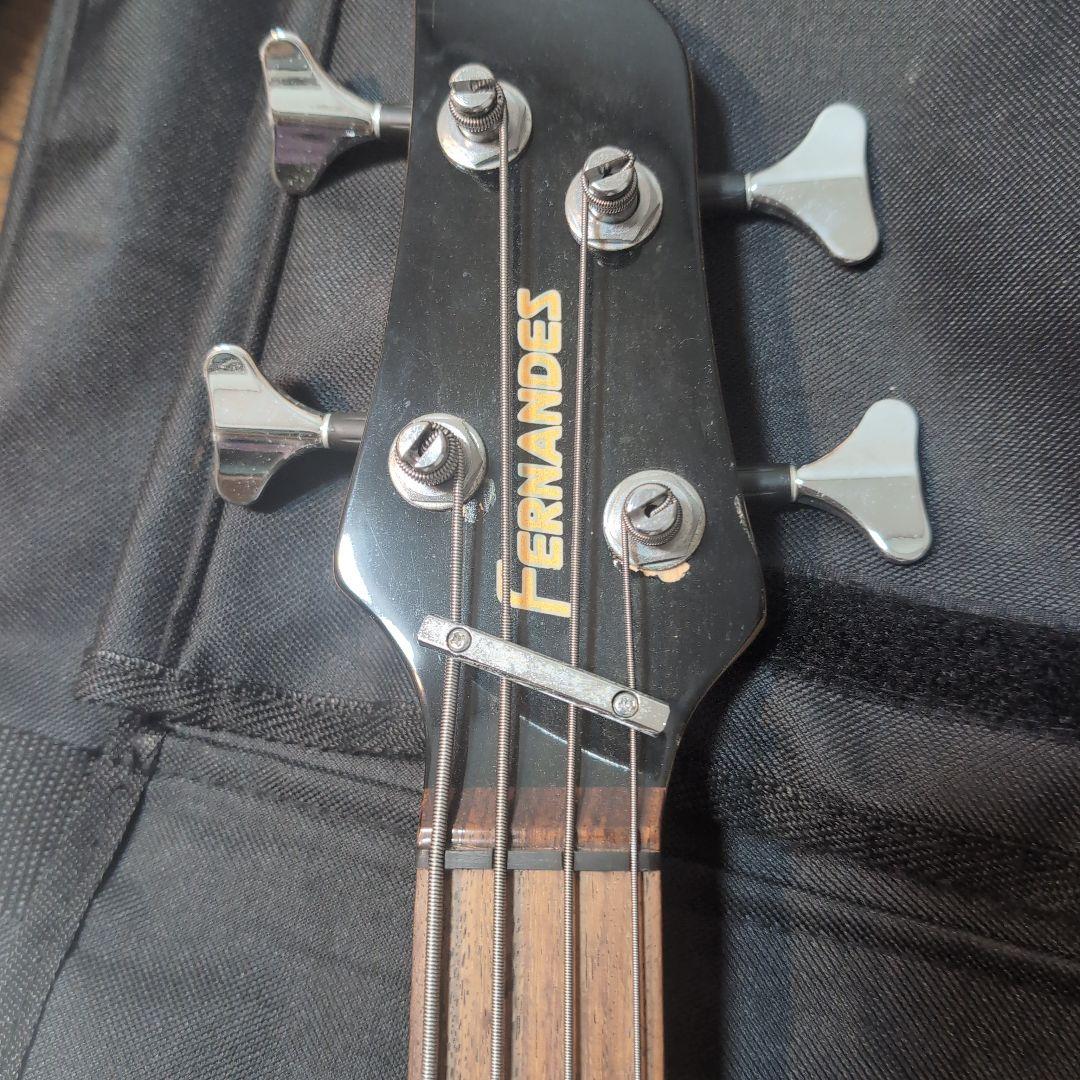 FERNANDES エレキベース 赤紫