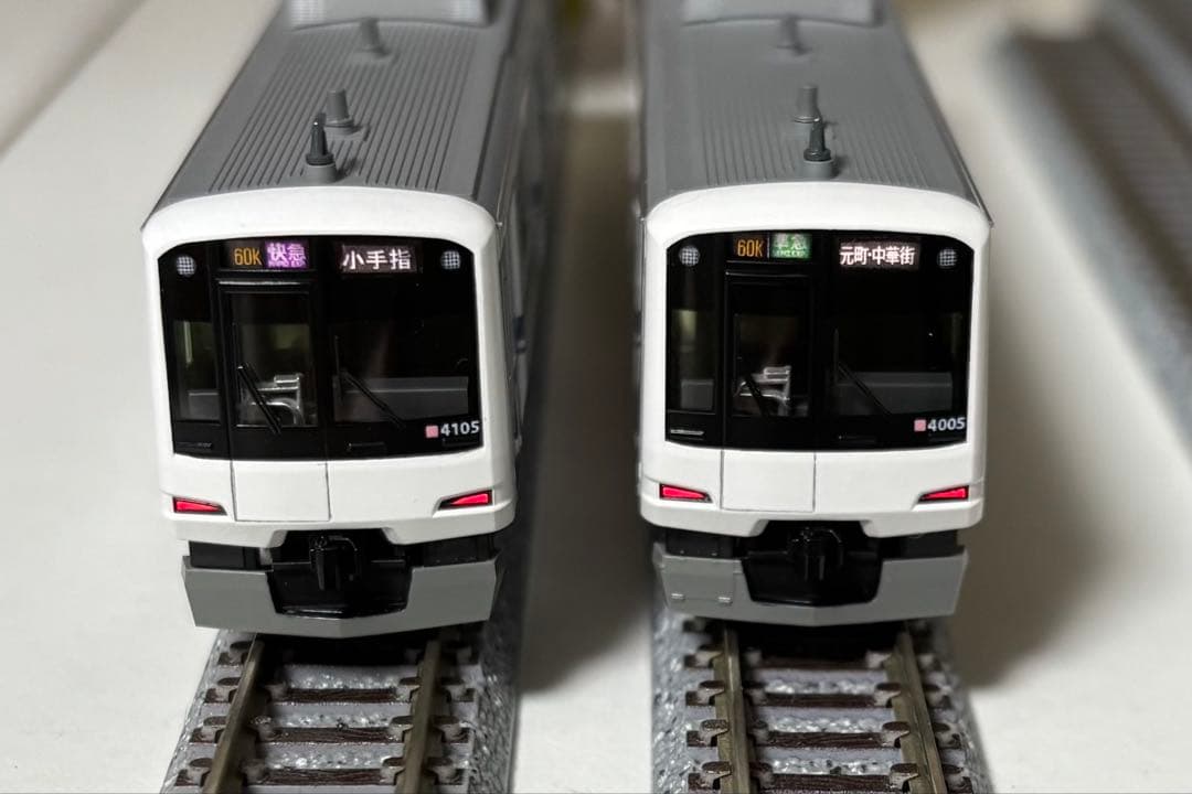 KATO 東急電鉄5050系4000番台(新幹線ラッピングトレイン)