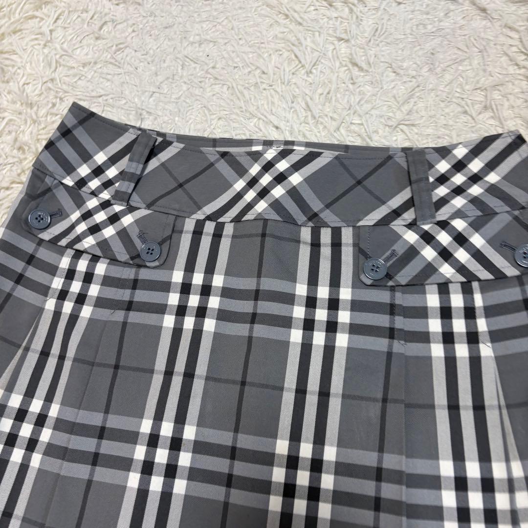 美品 13号 XL バーバリーゴルフ ノヴァチェック スカート グレー