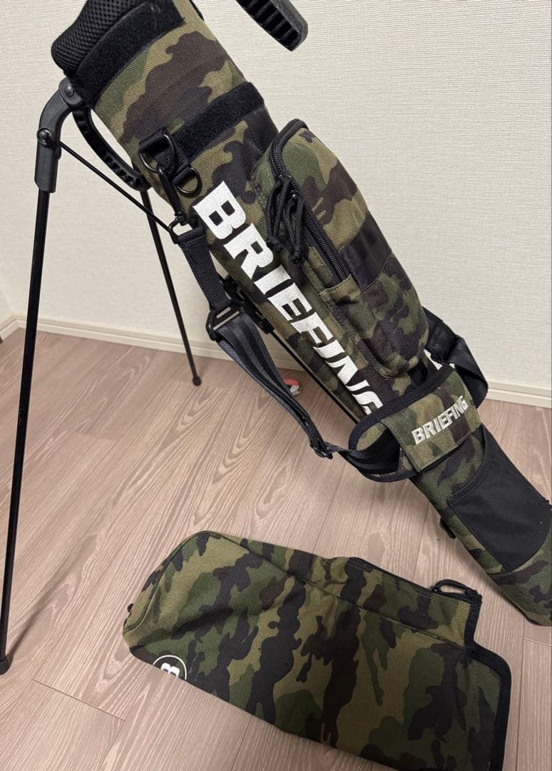 BRIEFING カモフラ　スタンドバック