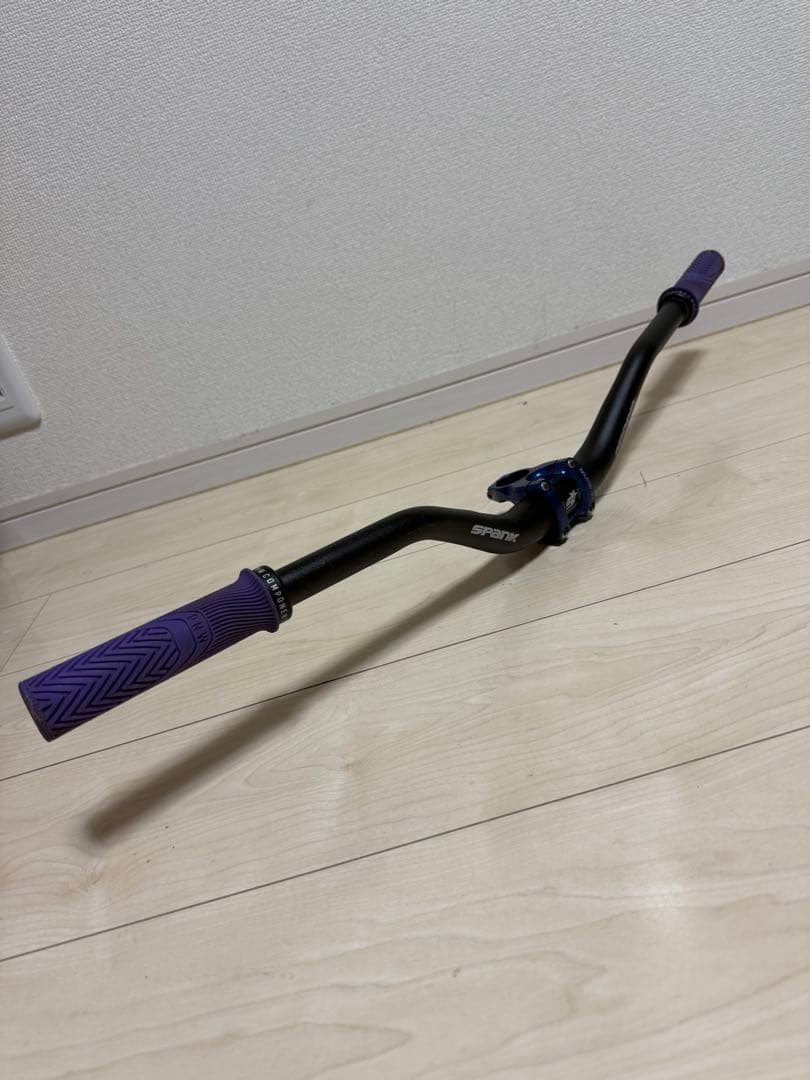 INDUSTRY NINE ステム 78mm + PNW グリップ