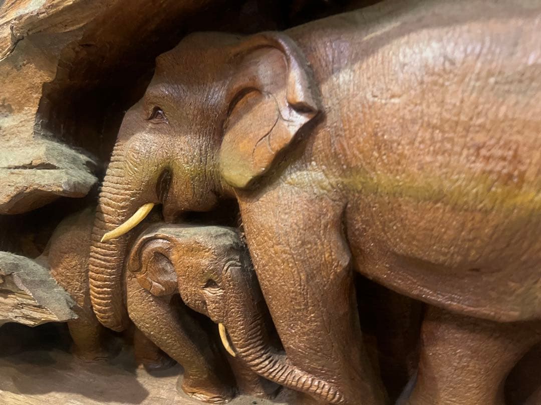 タイ伝統木彫｜老木チーク一木彫大レリーフ ｜店舗什器｜一点物｜幅145｜商売繁盛