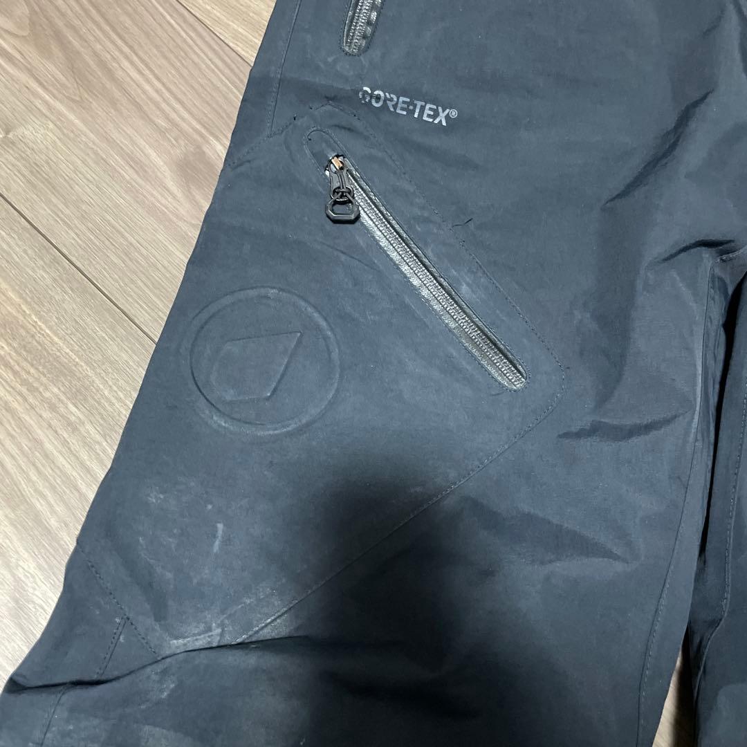 VOLCOM GORE-TEX スノーボードパンツ M ブラック