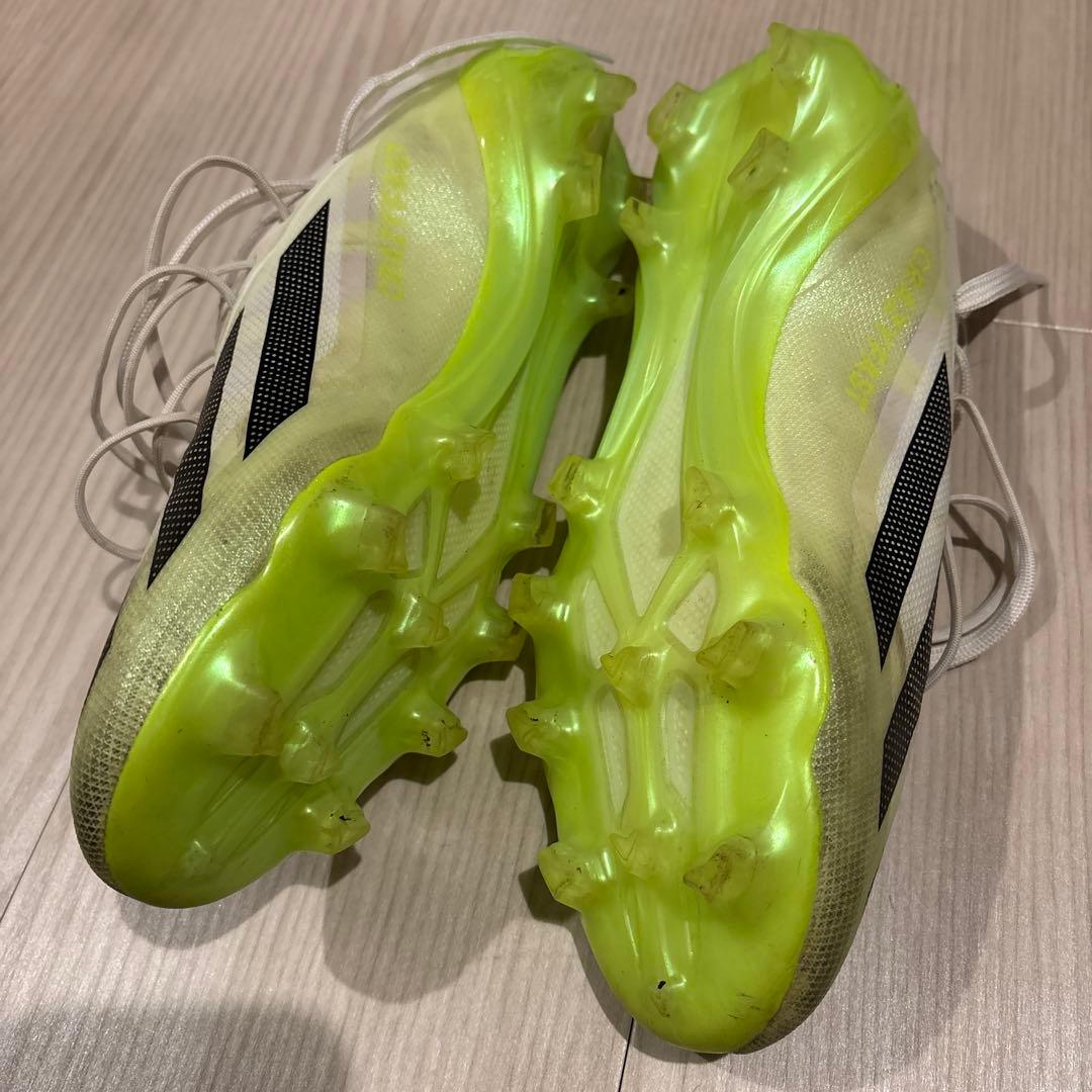 adidas サッカーシューズ スパイク ホワイト/ブラック/ライム