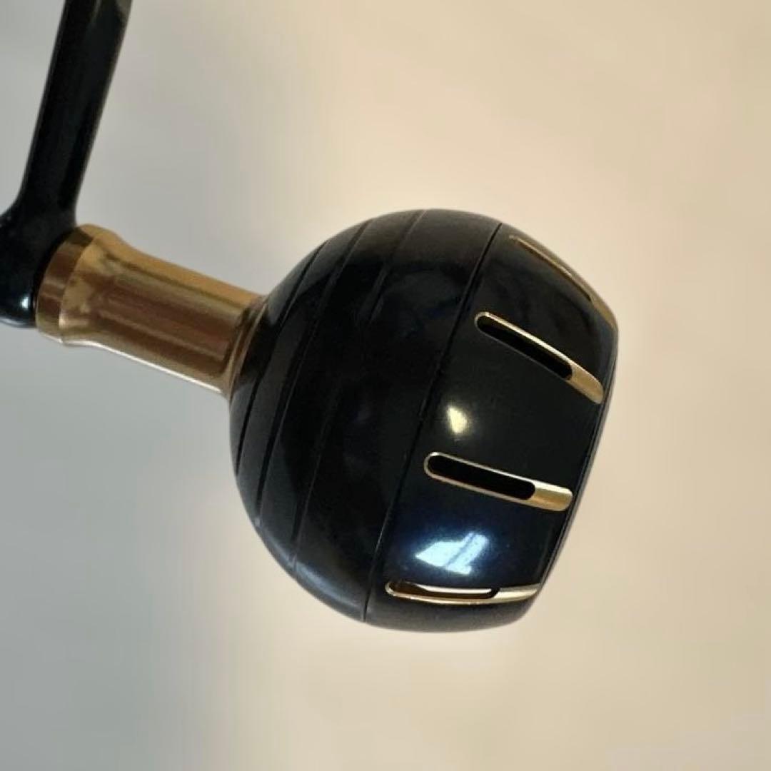 【美品】23ソルティガ 4000XH