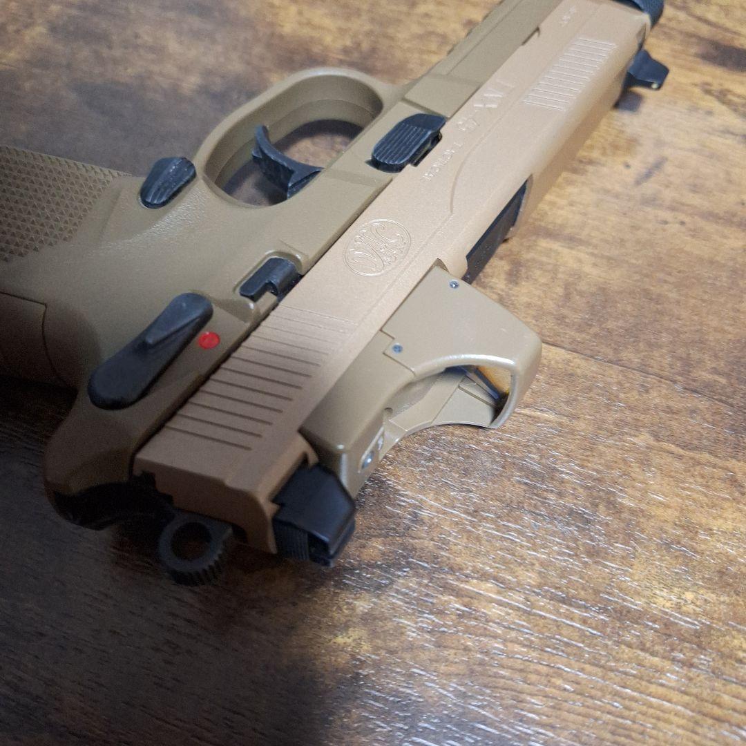 東京マルイ　FNX45 タクティカル　スペアマガジン付　マルイプロサイト付