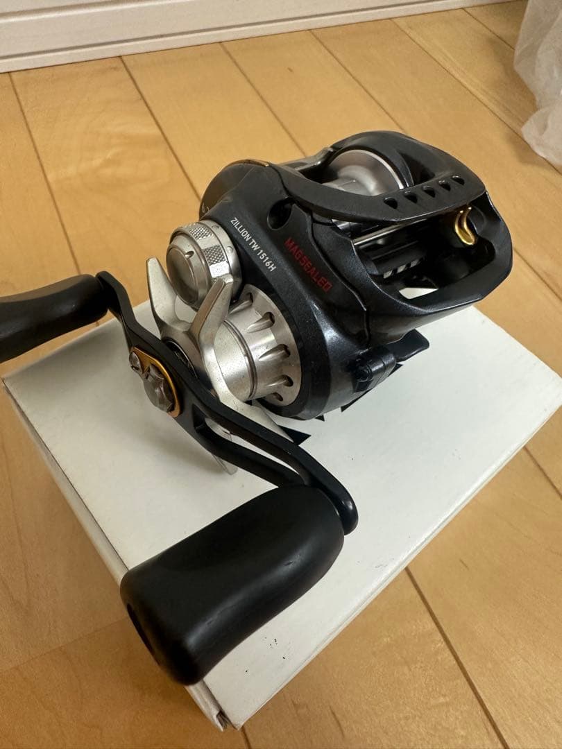 ジリオン　ダイワ　ZILLION TW 1516H ベイトリール