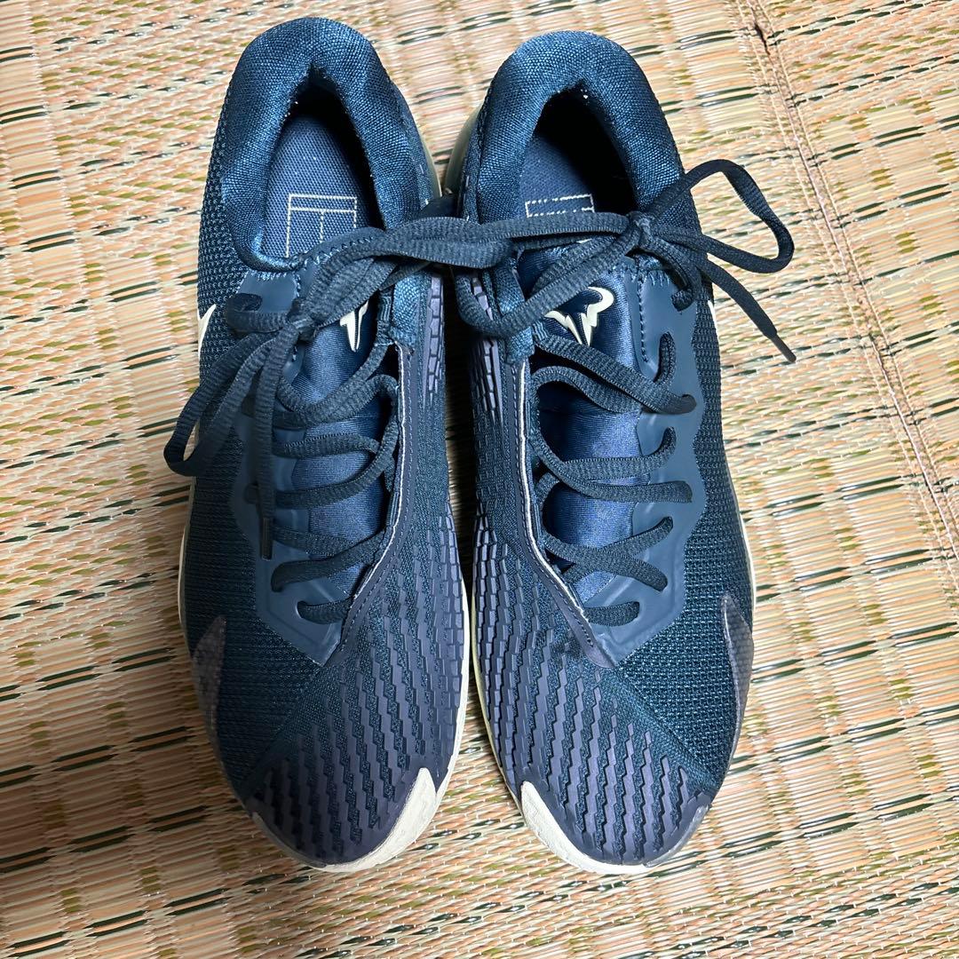 Nike ラファエル・ナダル Tシャツとショートパンツ、シューズ