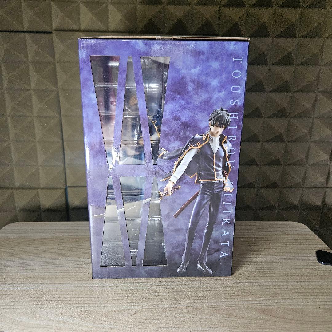 【新品未開封】銀魂　メガハウス　坂田銀時　土方十四郎　スーツver.　フィギュア