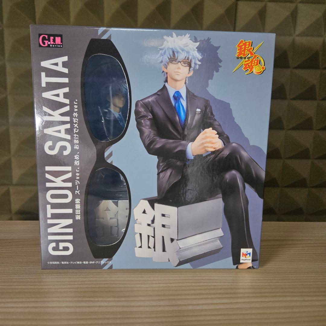 【新品未開封】銀魂　メガハウス　坂田銀時　土方十四郎　スーツver.　フィギュア