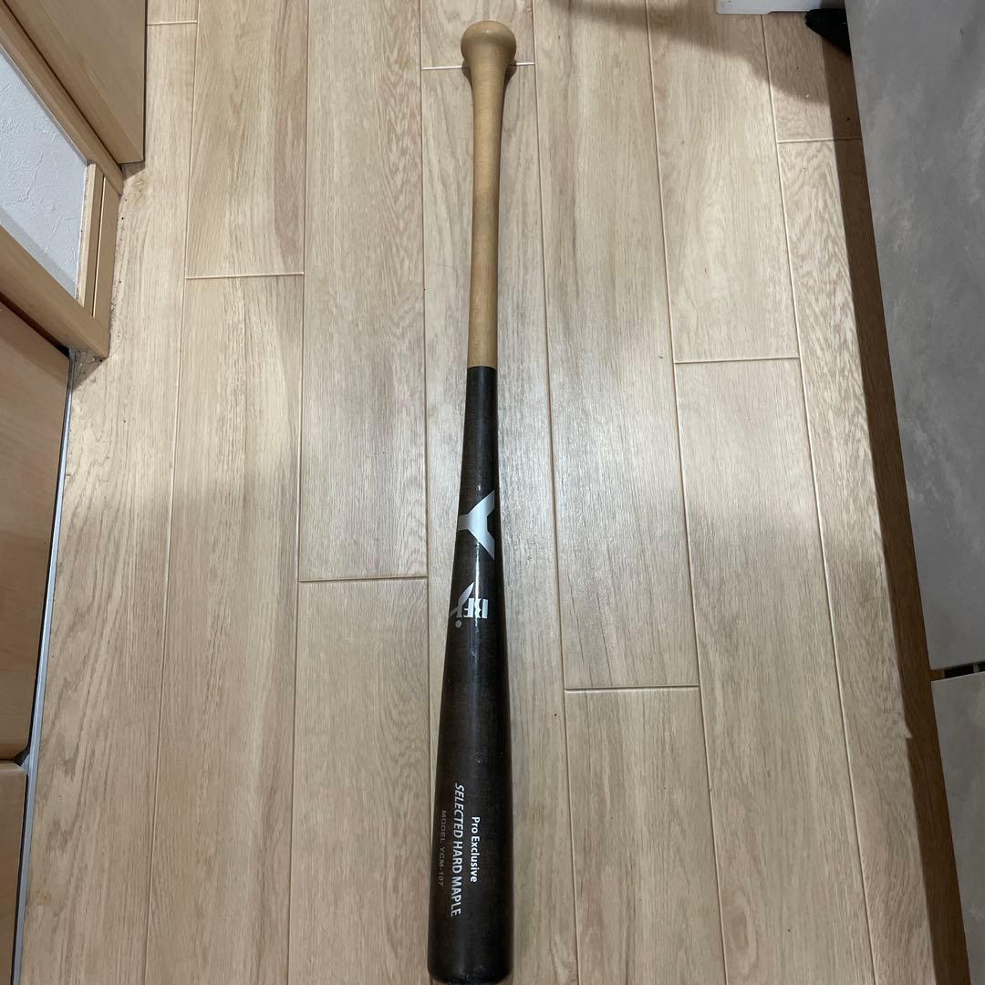 ヤナセ　木製バット　硬式 84cm