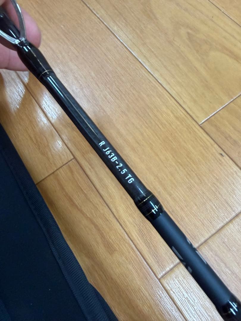 美品！ダイワ　ソルティガR J63B-2.5TG スリルゲーム　フルソリッド